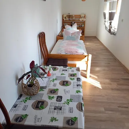 Zentrum Apartman *